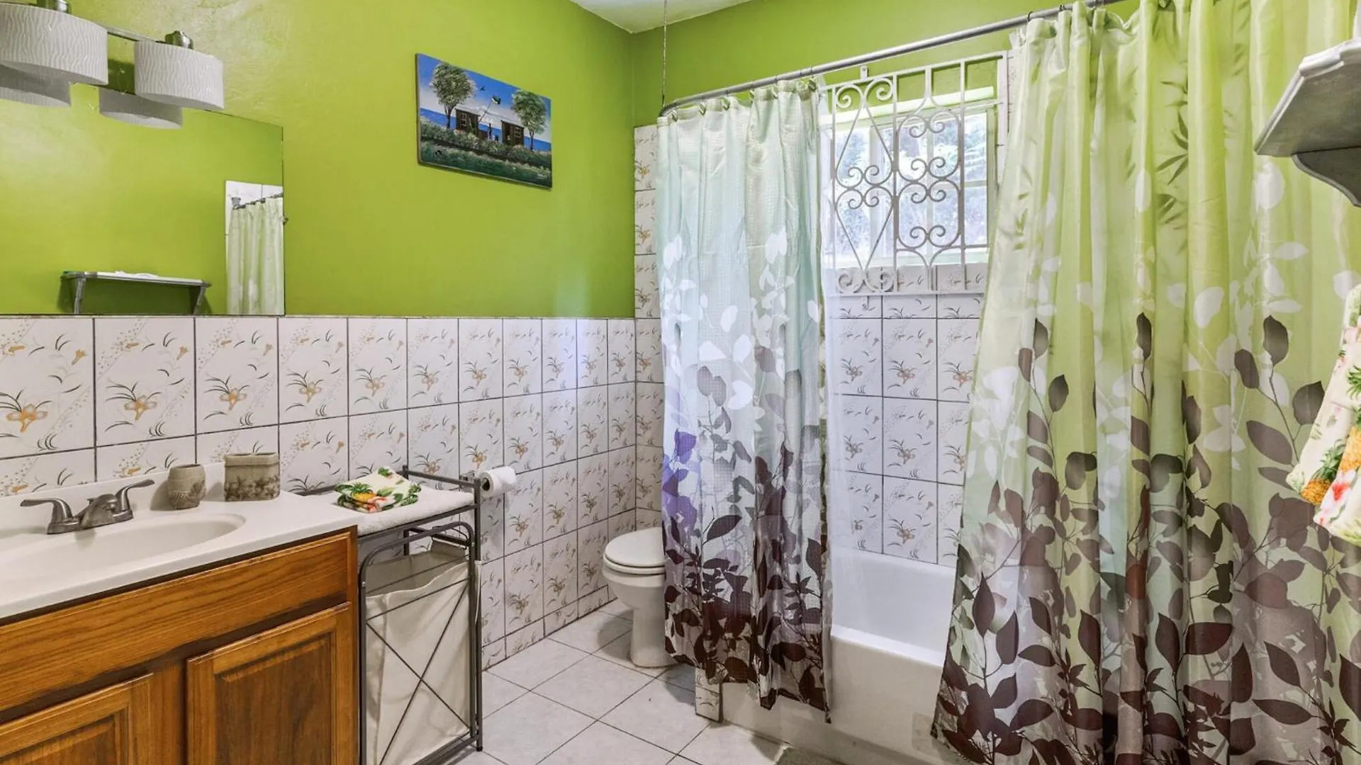 Vila Yanceylargo-6Br Two-Story Estate With Mountain Views Montego Bay 0*,  Jamajka