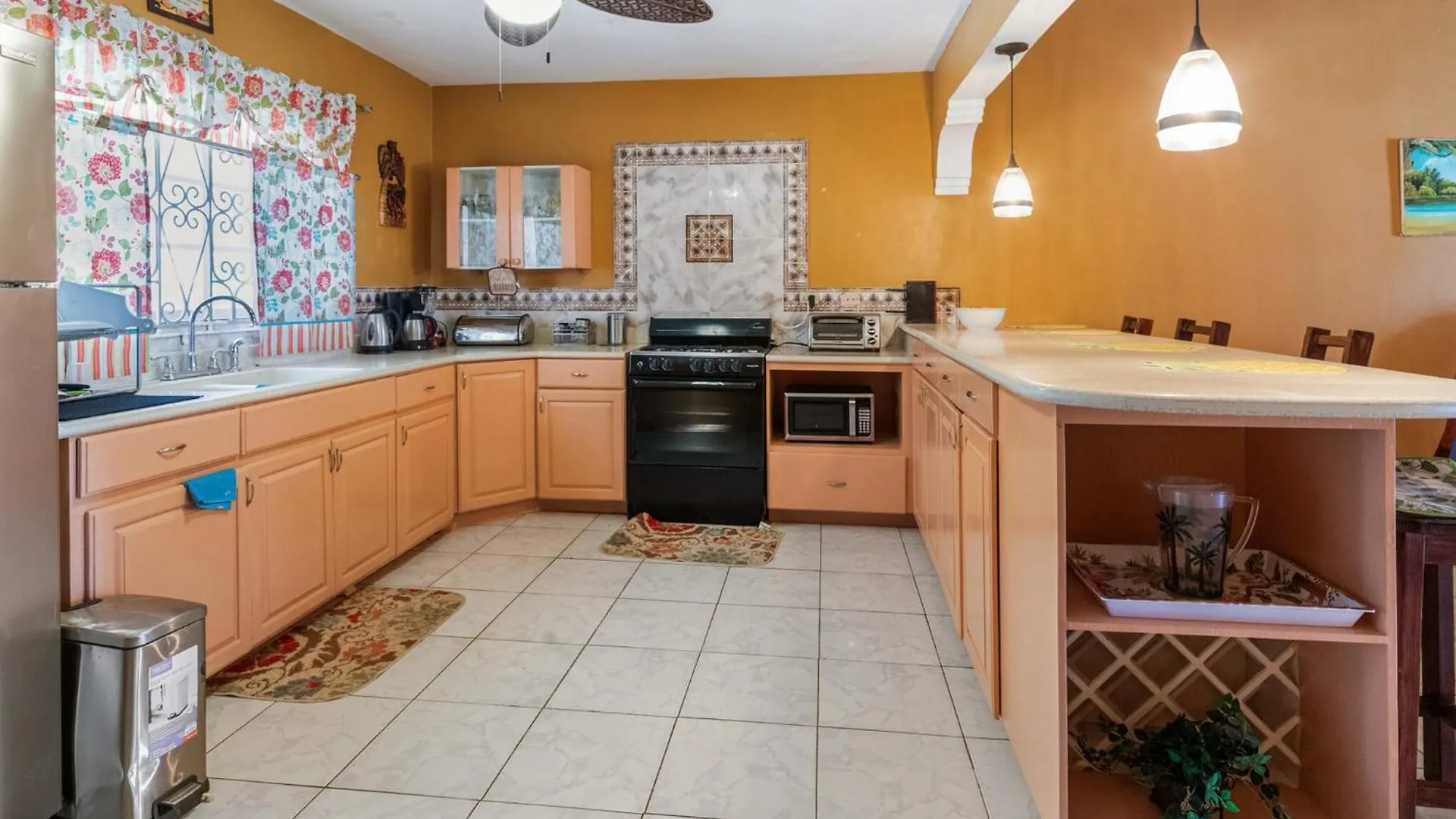 Vila Yanceylargo-6Br Two-Story Estate With Mountain Views Montego Bay Jamajka